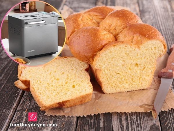bánh mì hoa cúc làm bằng máy làm bánh mì gia đình