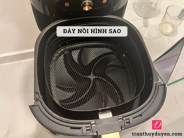 Đáy nồi hình sao