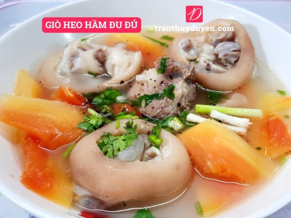 Giò heo hầm đu đủ
