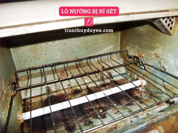 Lò nướng bị rỉ