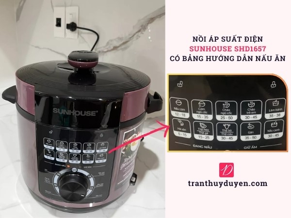 Nồi áp suất điện Sunhouse SHD1657 có bảng hướng dẫn nấu ăn trên thân nồi